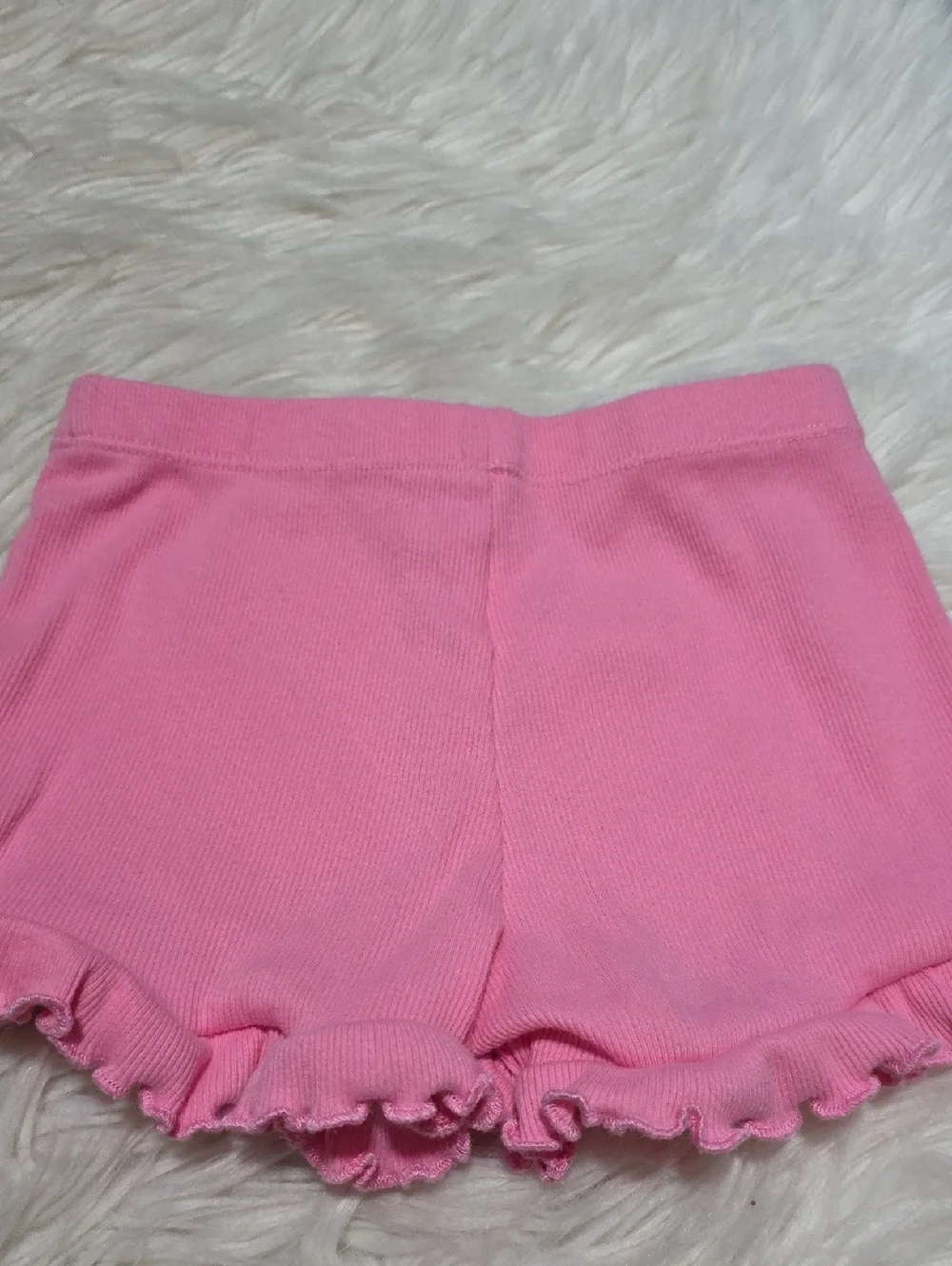(2)Garanimals Ribbed Ruffled Shorts- 4T - Picture 4 of 9